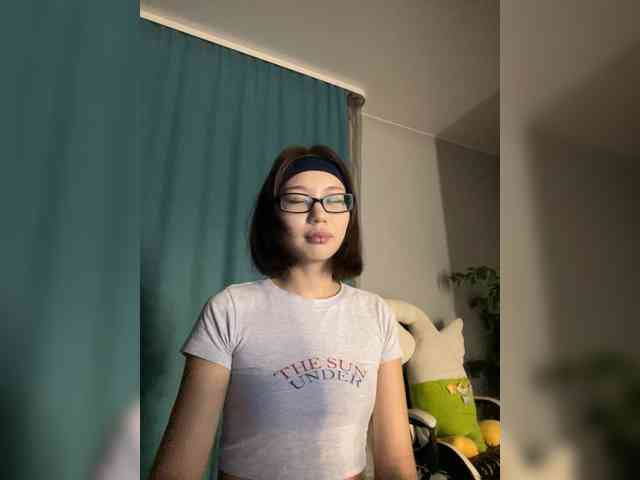 Adadollll webcam