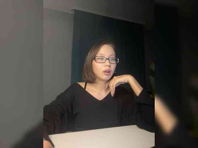 Adadollll webcam