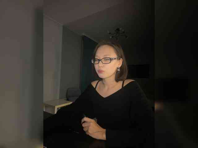 Adadollll webcam