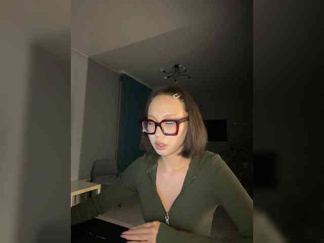 Adadollll webcam
