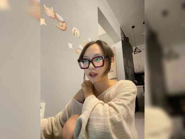 Adadollll webcam