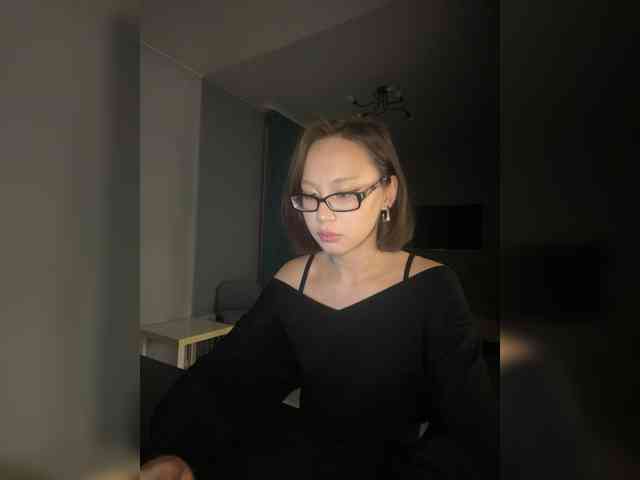 Adadollll webcam