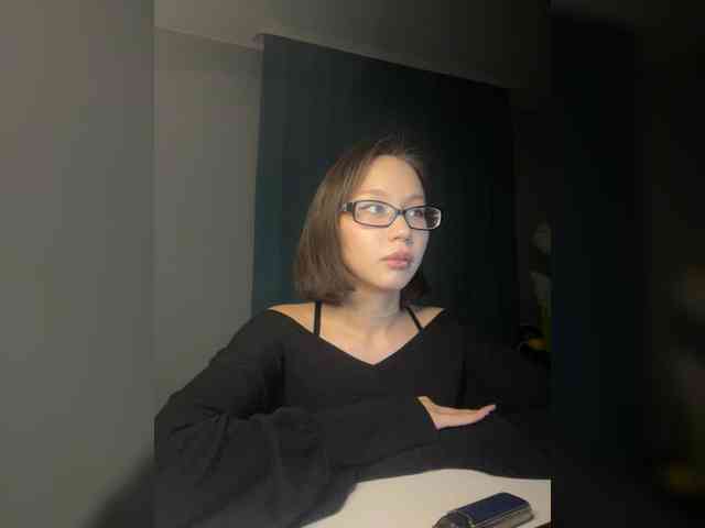 Adadollll webcam
