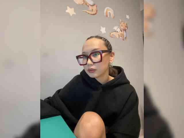 Adadollll webcam