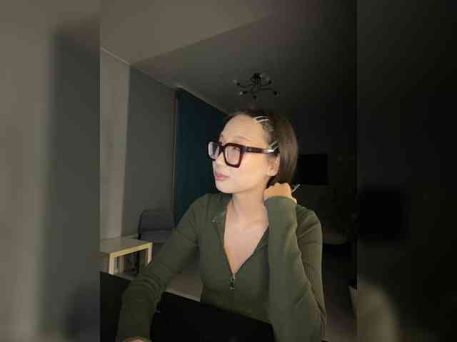 Adadollll webcam