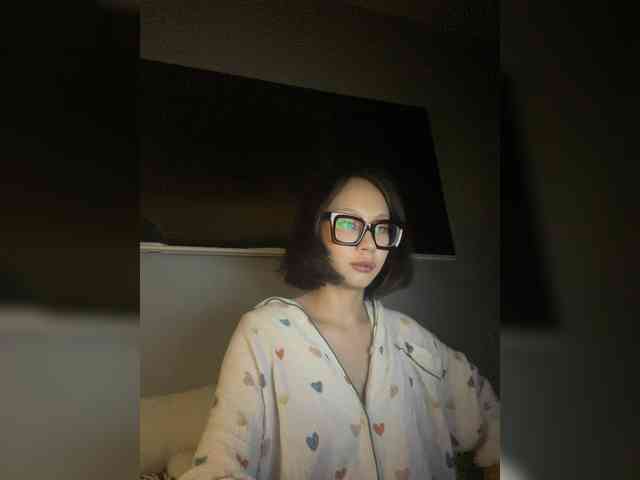 Adadollll webcam