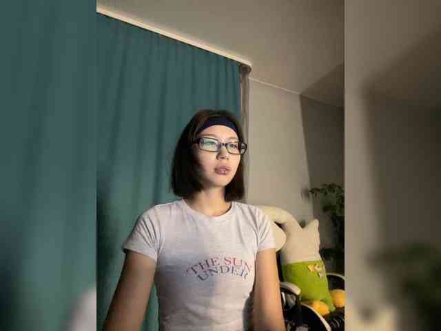 Adadollll webcam