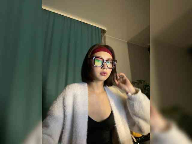 Adadollll webcam