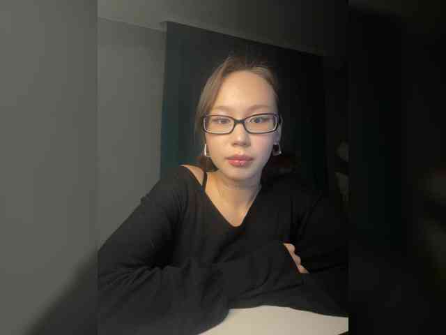 Adadollll webcam
