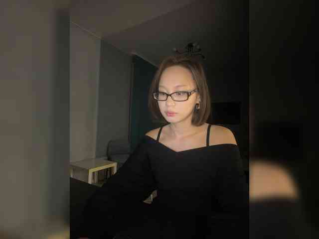 Adadollll webcam