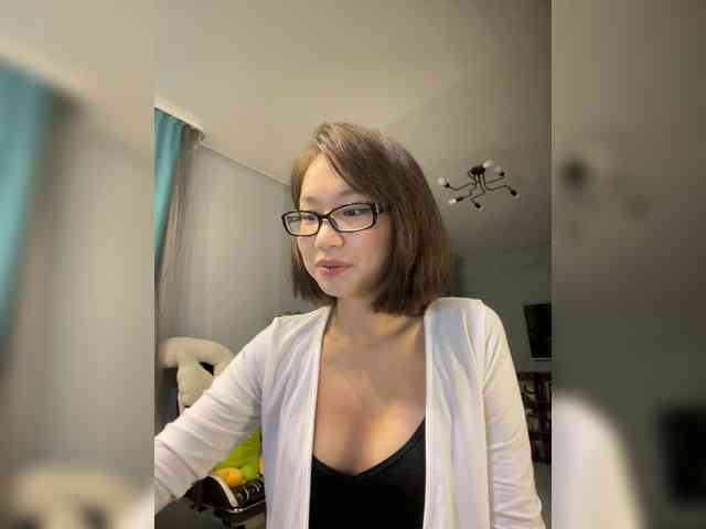Adadollll Live Webcam on BongaCams