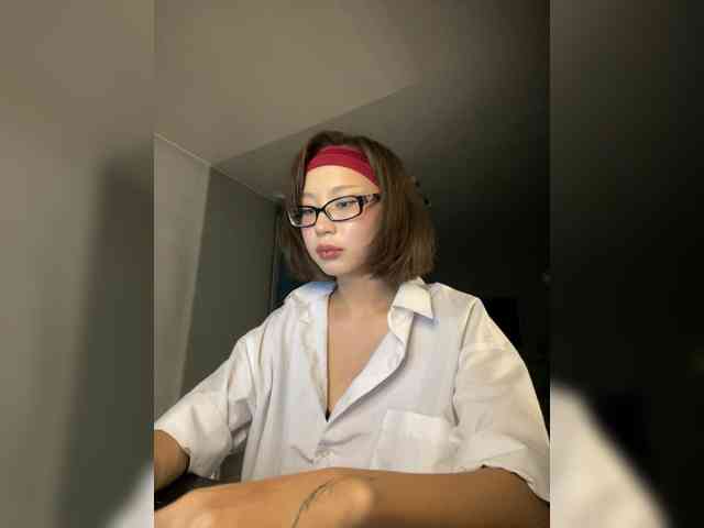 Adadollll webcam