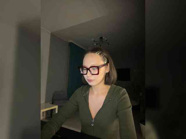 Adadollll webcam