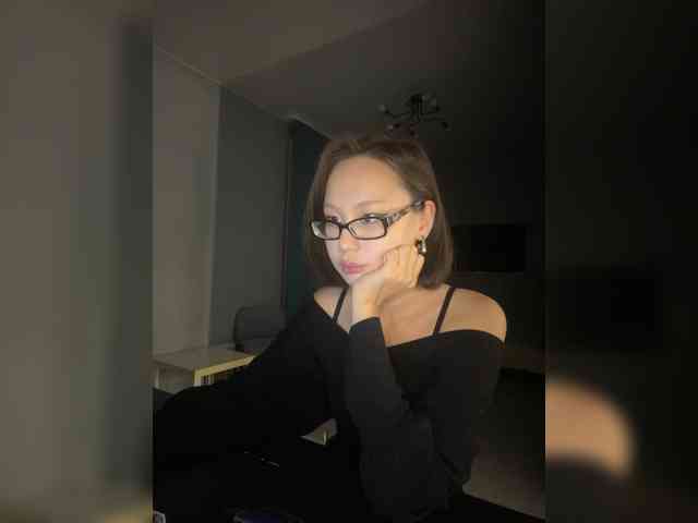 Adadollll webcam