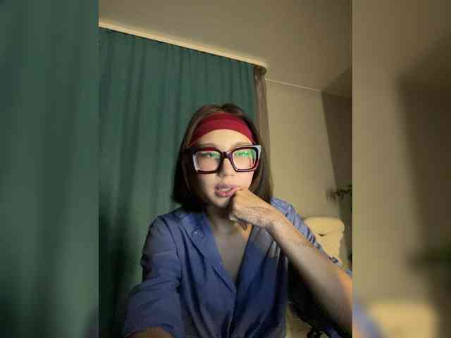 Adadollll webcam