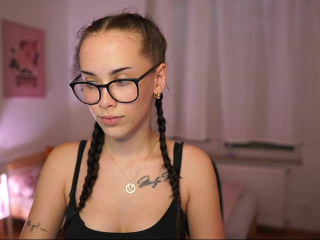 magenrain live cam on BongaCams