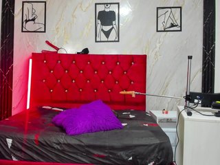ArianaFire Porn Show
