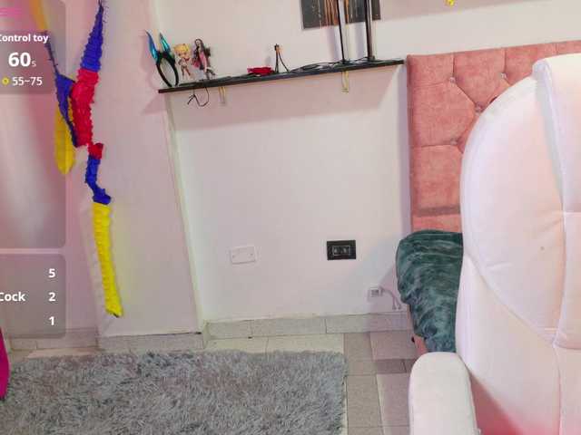 ArianaFire live webcam show