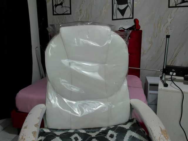 ArianaFire live cam on BongaCams
