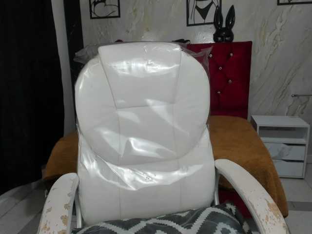 ArianaFire live cam on BongaCams