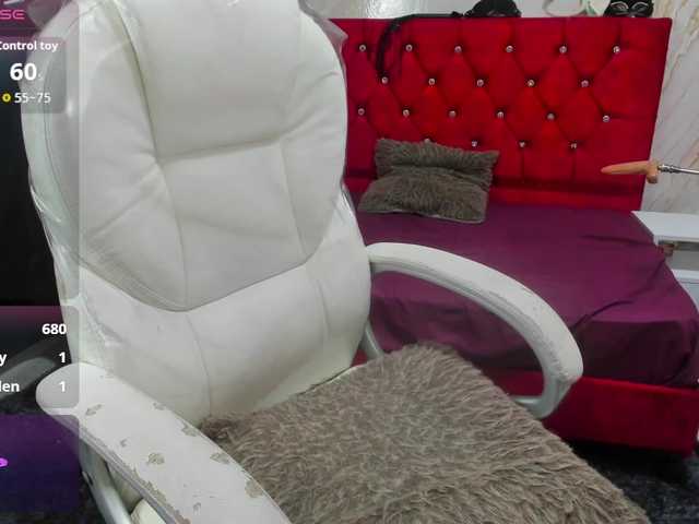 ArianaFire live cam on BongaCams