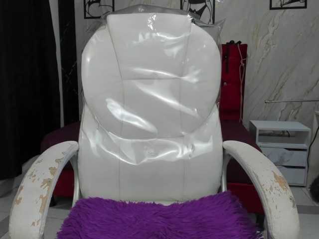 ArianaFire live cam on BongaCams