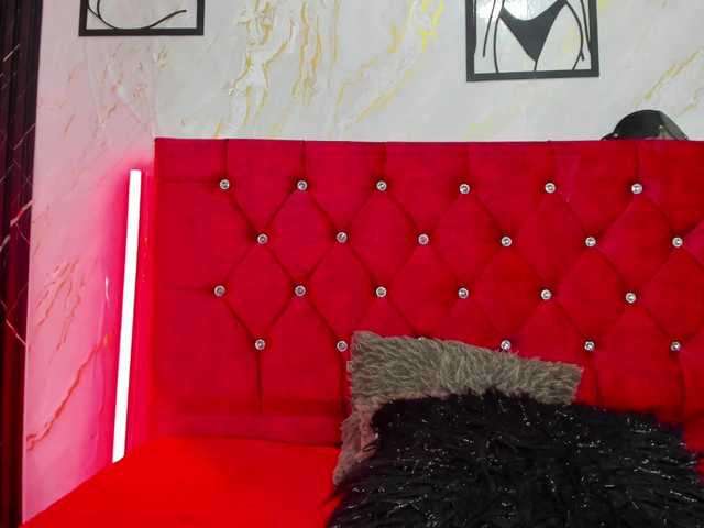 ArianaFire live webcam show