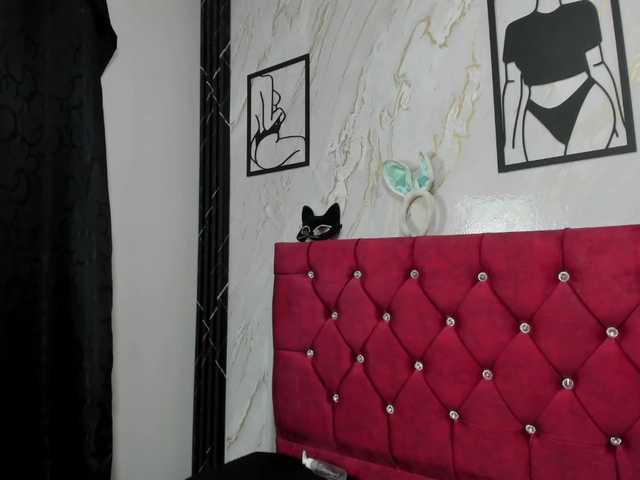 ArianaFire live webcam show