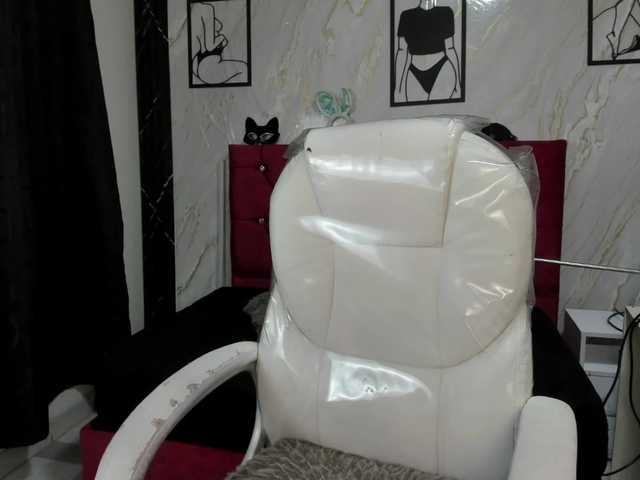 ArianaFire live webcam show