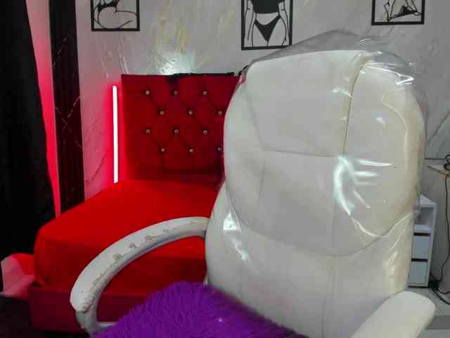 ArianaFire webcam