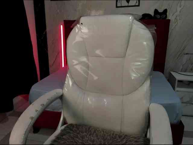 ArianaFire webcam