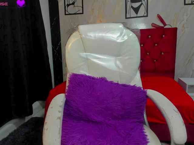 ArianaFire webcam