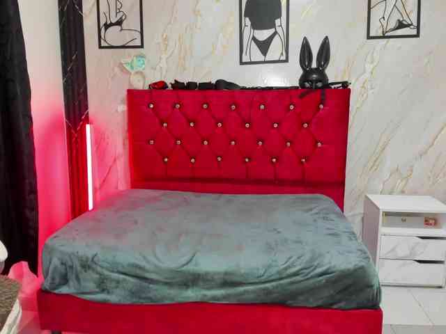 ArianaFire webcam
