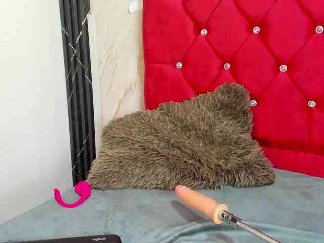 ArianaFire webcam
