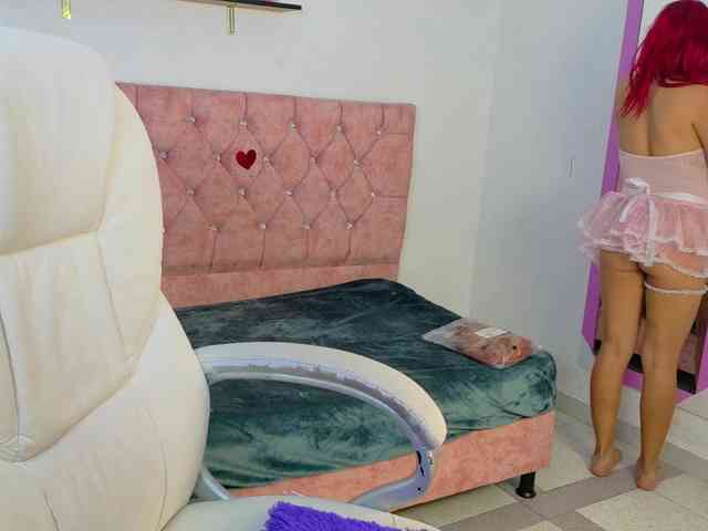 ArianaFire webcam