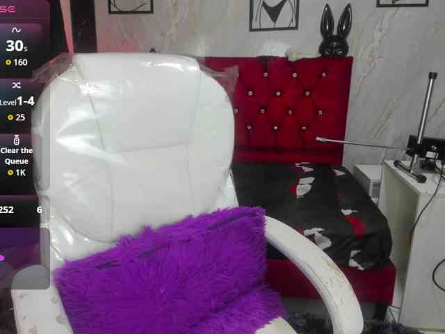 ArianaFire webcam