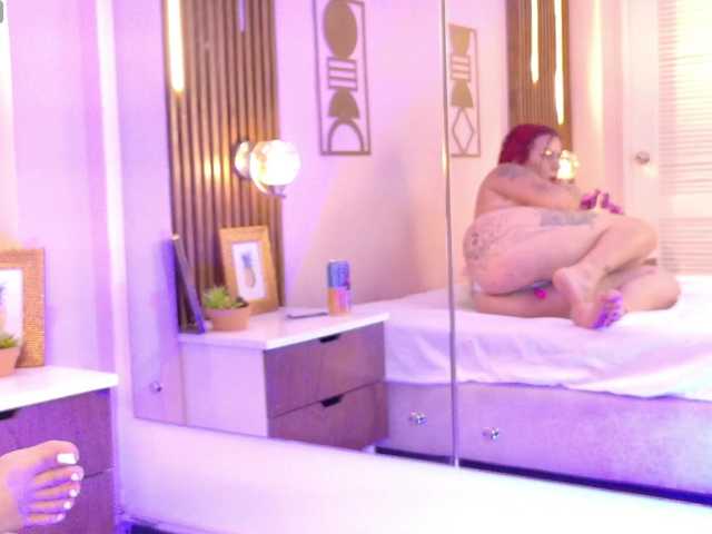 Maia-Foxx live cam on BongaCams