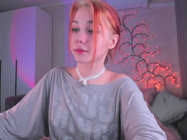 Cute1yoga live cam on BongaCams