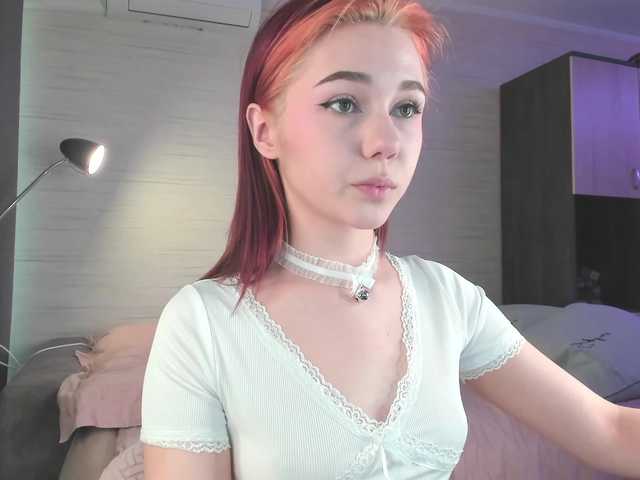 Cute1yoga live cam on BongaCams