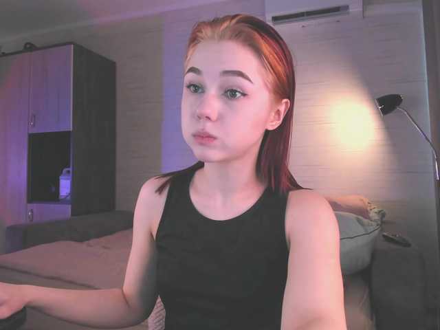 Cute1yoga live cam on BongaCams