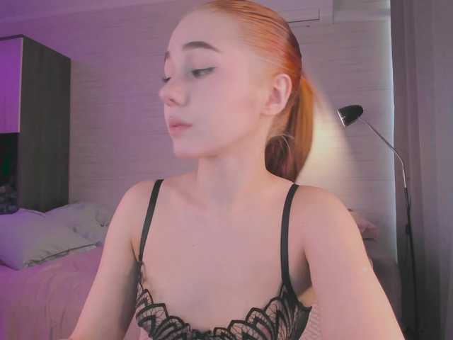 Cute1yoga live cam on BongaCams