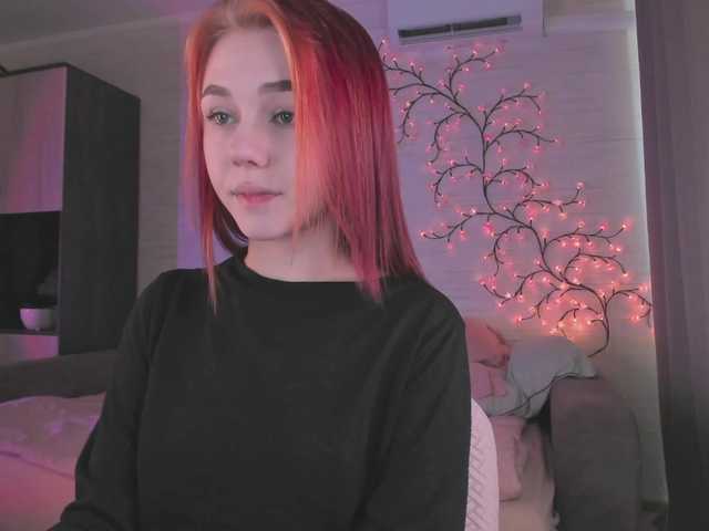 Cute1yoga live cam on BongaCams