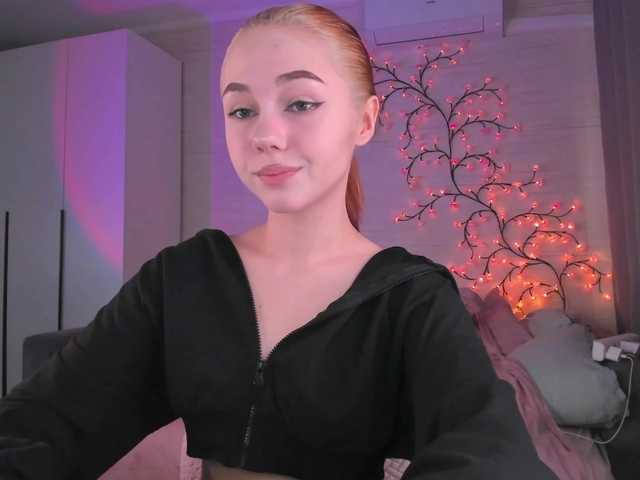 Cute1yoga live cam on BongaCams
