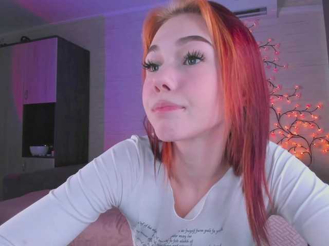 Cute1yoga live cam on BongaCams