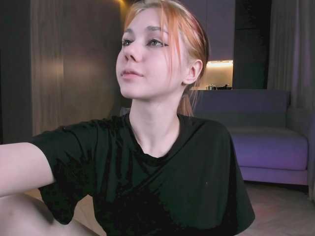 Cute1yoga live cam on BongaCams