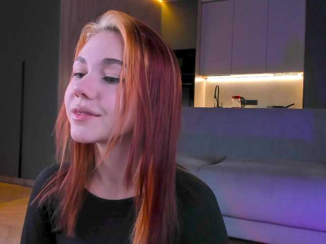 Cute1yoga live cam on BongaCams