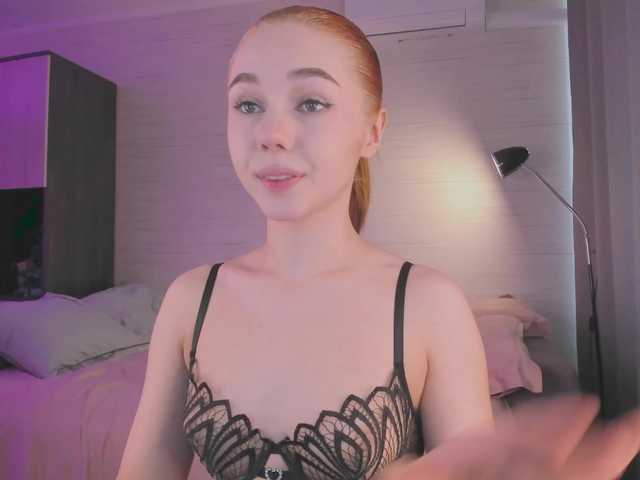 Cute1yoga live cam on BongaCams