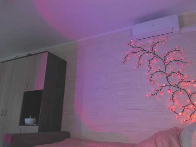 Cute1yoga live cam on BongaCams