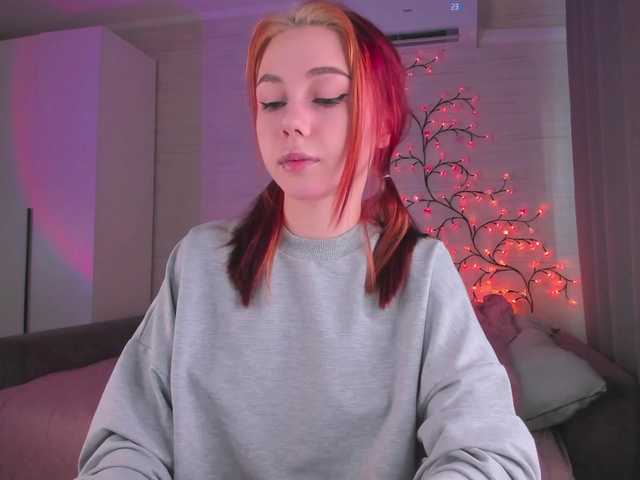 Cute1yoga live cam on BongaCams