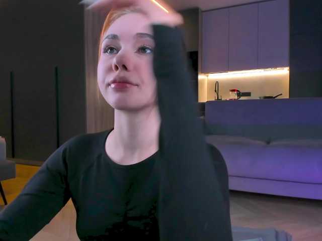 Cute1yoga live cam on BongaCams